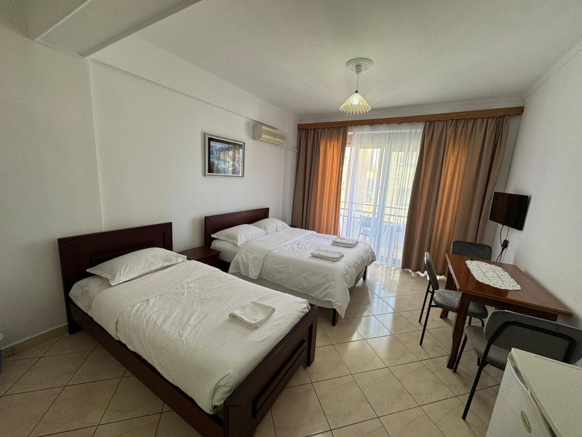 Comfort Promenade Apartment Sarandë